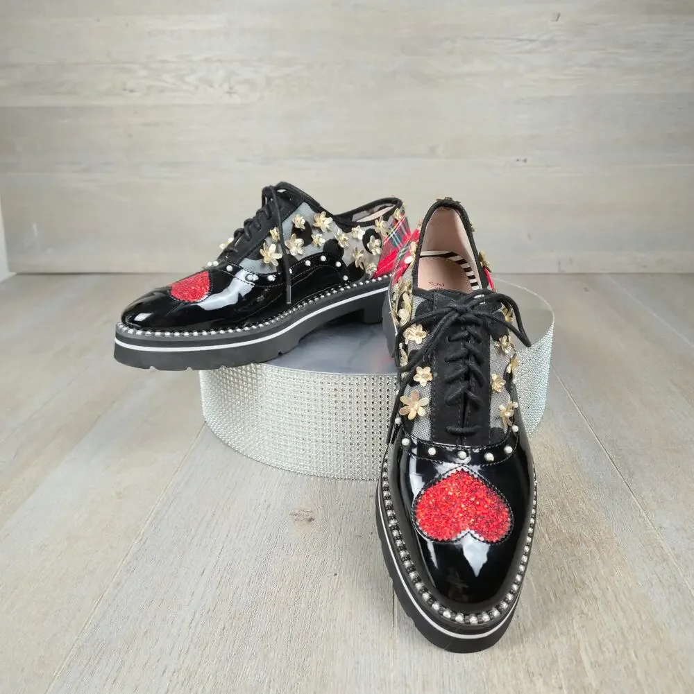 Betsey Johnson Skyla Women's Embellished Patent Leather Lace-Up Oxfords Size 9.5